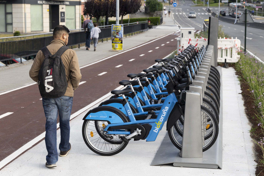 Someso y la Maestranza ya cuentan con sus estaciones de BiciCoruña