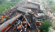 Se eleva a 288 el número de muertos en el peor accidente de tren del siglo XXI en la India