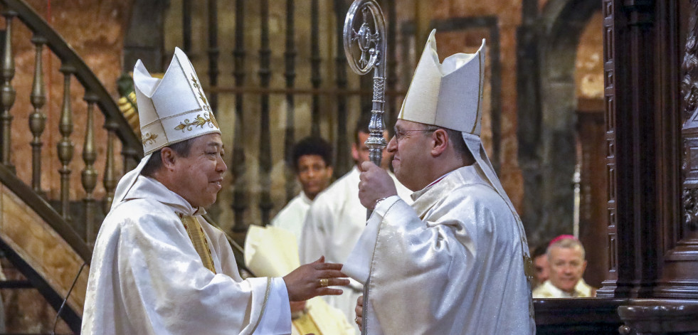 El nuevo arzobispo de Santiago aboga por una Iglesia 