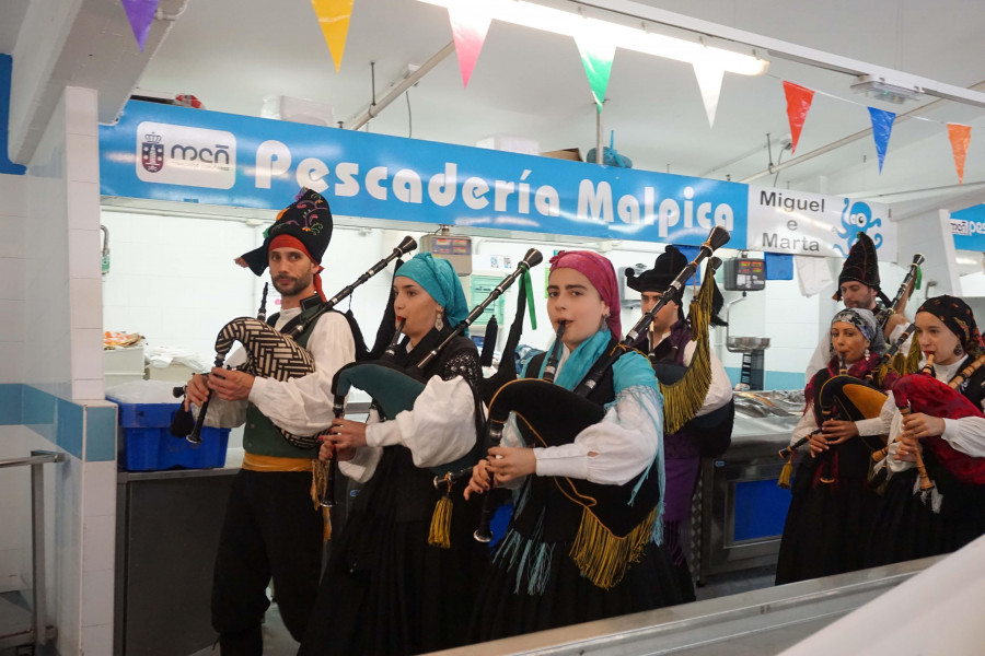 Los barrios de Mesoiro y el Agra do Orzán tuvieron su día de fiesta