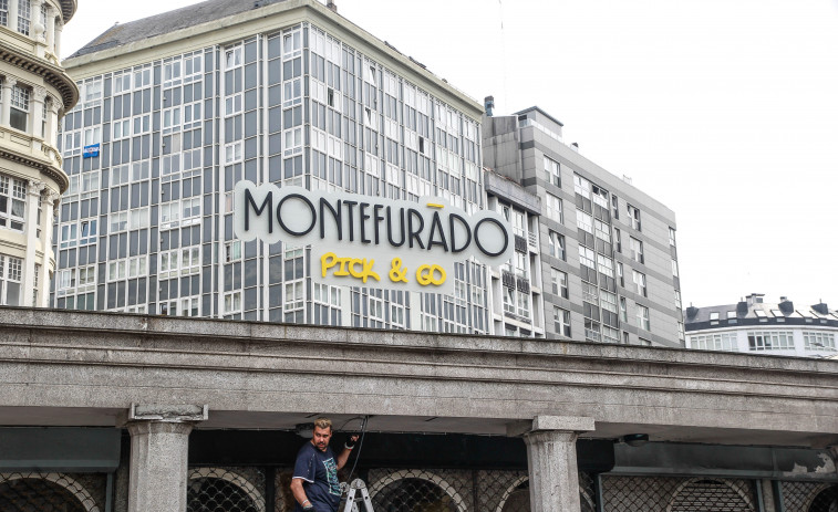 Bagels, pizza y ‘kits’ de playa: Montefurado se instala en la isleta de la plaza de Pontevedra