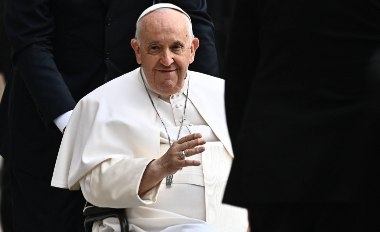 El papa reclama una educación 