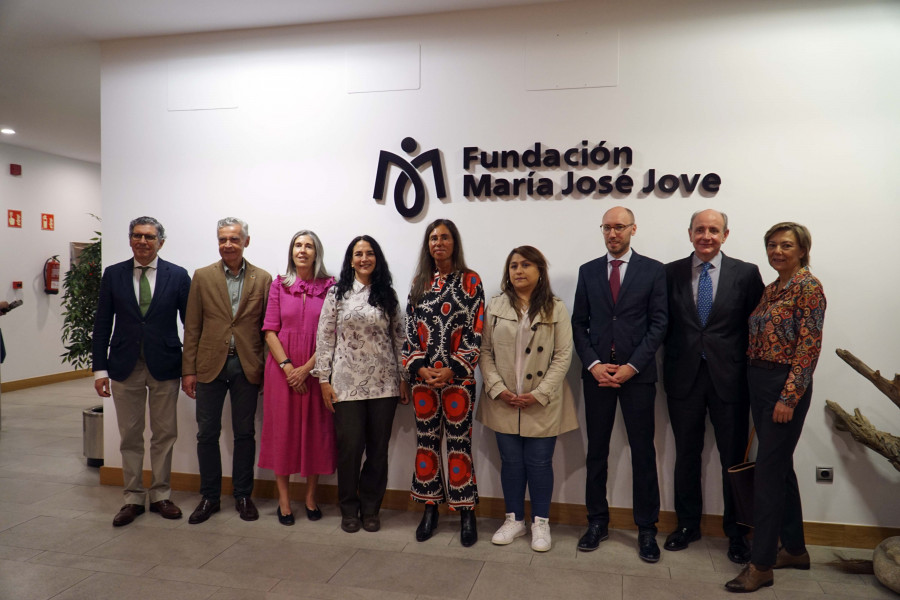 Presentado en A Coruña el programa Madres, que ayuda a mujeres con hijos en riesgo de exclusión