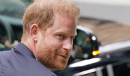 El duque de Sussex dice que la prensa lleva 