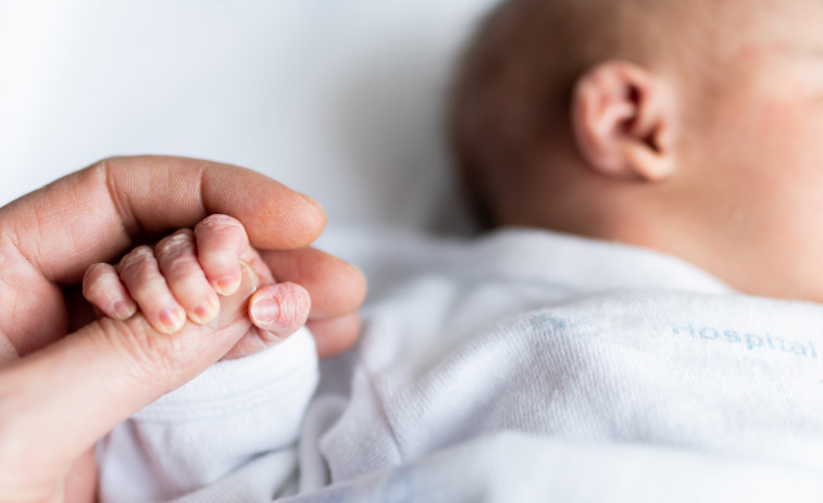 Retiran un bebé de tres meses con 