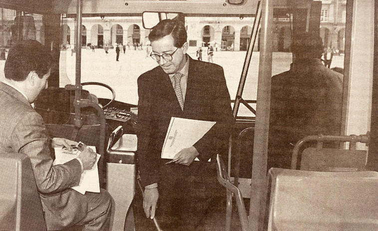 Hace 25 años: Llega el transbordo gratuito al bus urbano de A Coruña