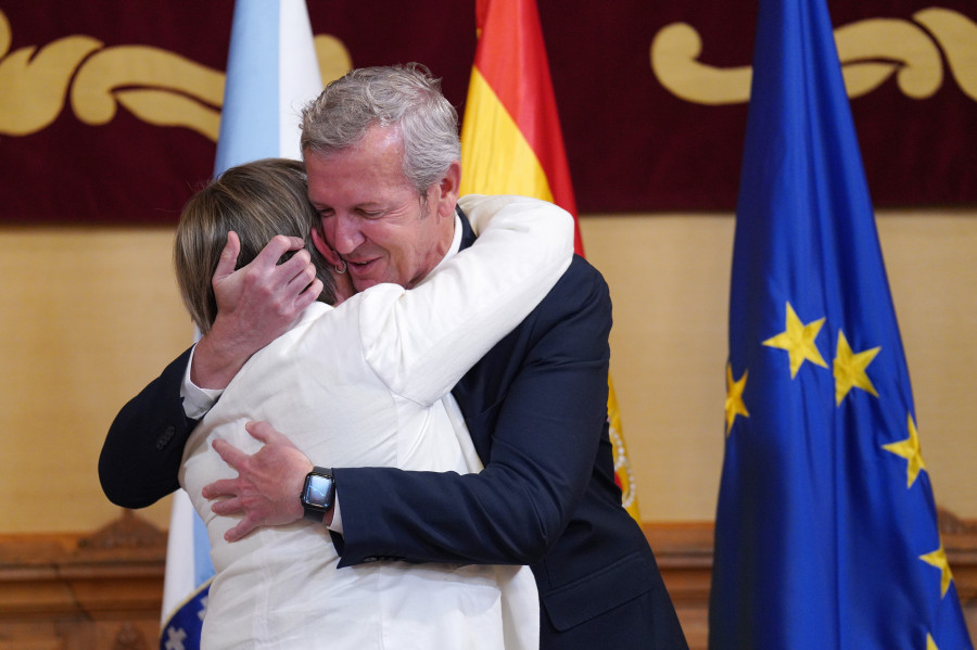 Rueda dice adiós a los conselleiros que se van a Madrid