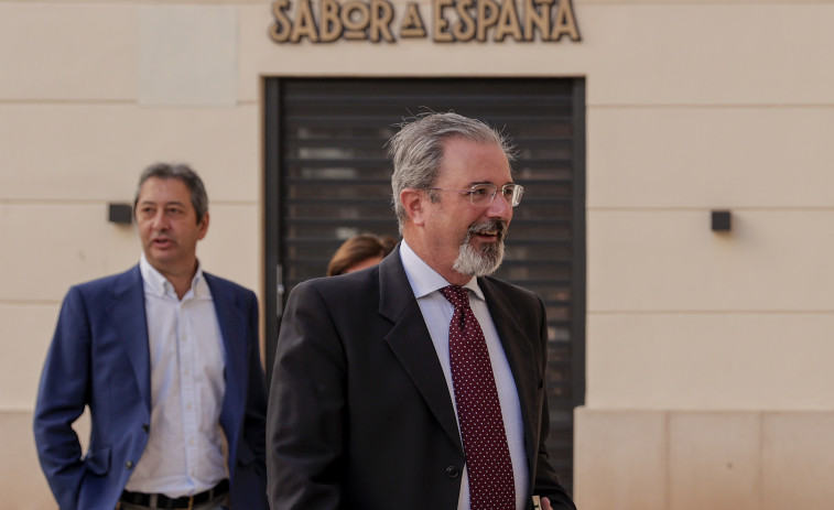 PP y Vox se tienden la mano en Murcia mientras entran en faena en la Comunidad Valenciana