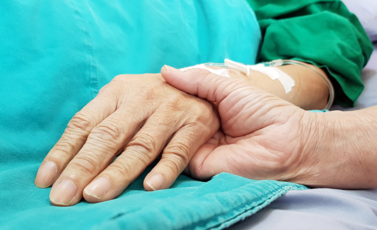 Sanidade retomará la eutanasia de una mujer de Santiago paralizada por su madre