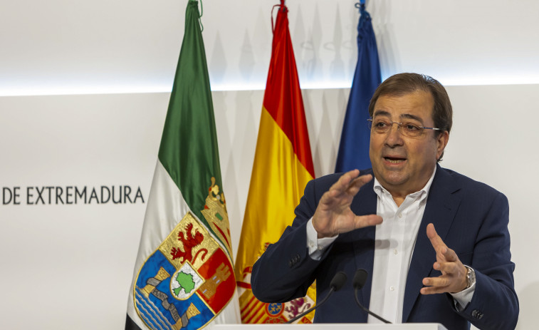 Vara se presenta a la investidura en Extremadura y pide la abstención al resto