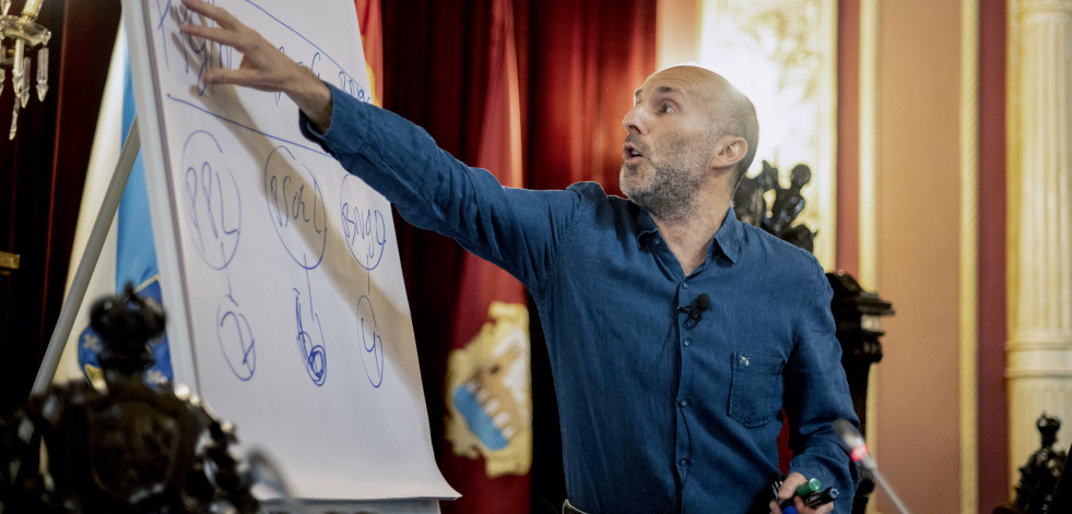 Jácome defiende su acuerdo con el PP: 