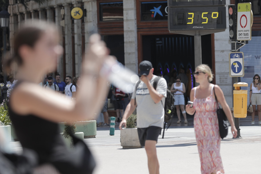 España sufre la primera ola de calor del verano, que terminará este jueves