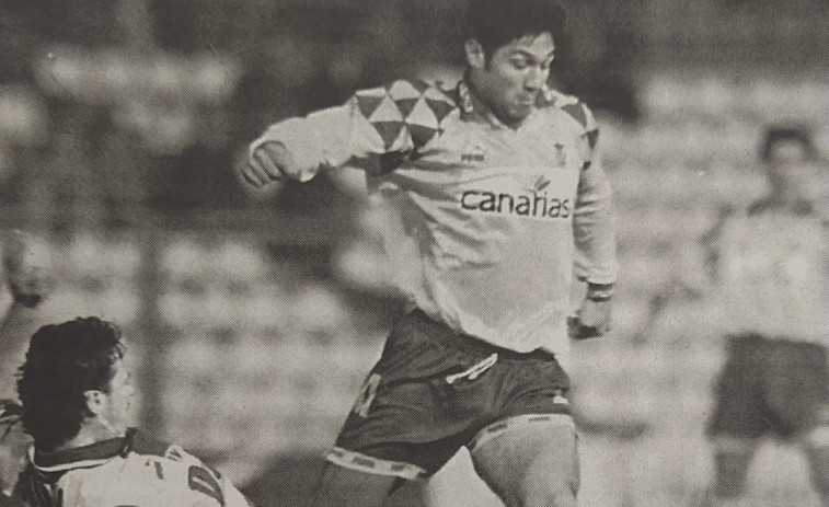 Hace 25 años: Permiso para arreglar las murallas de A Coruña y Turu Flores y Manuel Pablo, a un paso del Deportivo