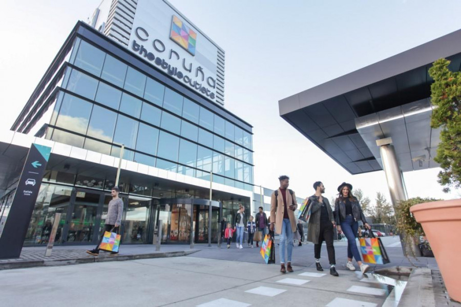 Coruña The Style Outlets celebra su primer Superjueves con los ExtraDescuentos del verano