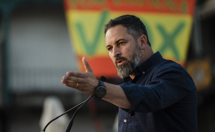 Abascal pide que quien no se atreva a oponerse al 