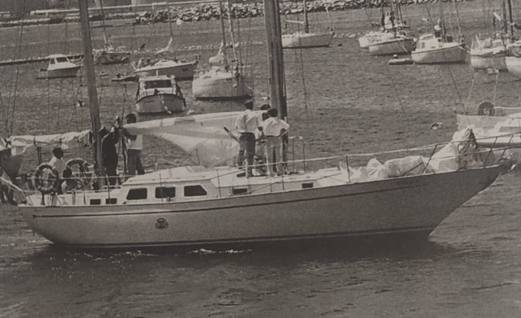 Hace 25 años: Solo 52 pesetas por coruñés para cultura y un barco universitario en la Cutty Sark