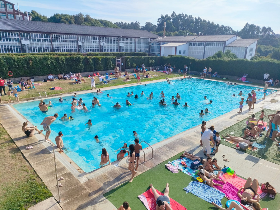 Sada reabre la Pía do Loureiro, la piscina de Cerámicas do Castro diseñada por Luis Seoane en 1972