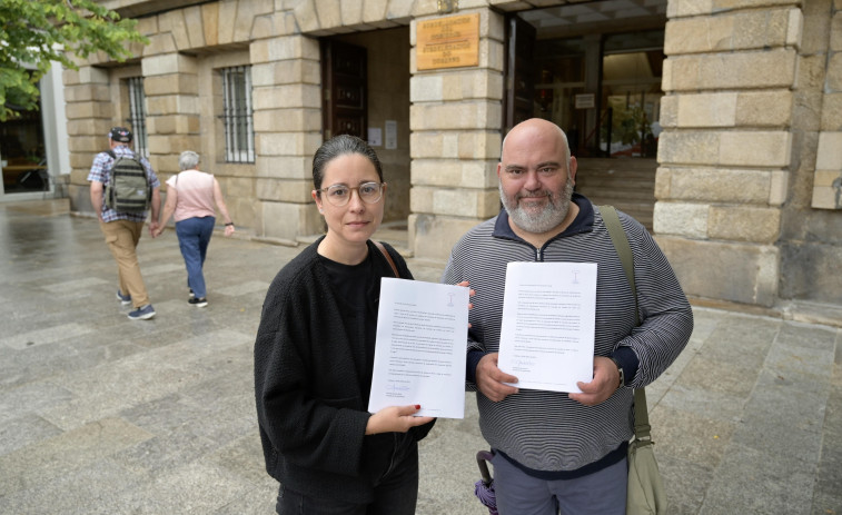 Vecinos de Sigrás piden un paso de cebra a la Xunta