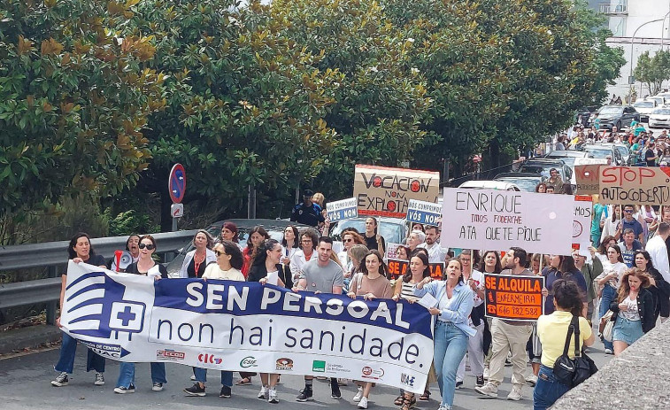 Enfermeros del Chuac alertan de la “grave situación” que viven en el área sanitaria