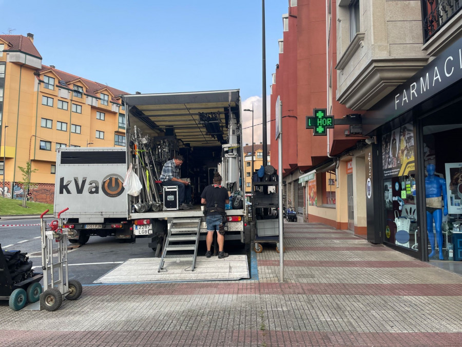 La serie de Netflix "Clanes" lleva su rodaje al puerto coruñés de Oza