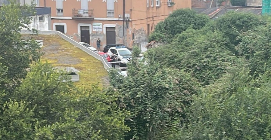 Unos niños encuentran un cadáver en Santoña cuando jugaban con una app de búsqueda