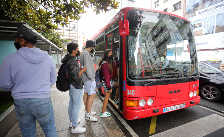 El ayuntamiento coruñés prorroga el descuento del 50% en la tarifa de bus hasta final de año