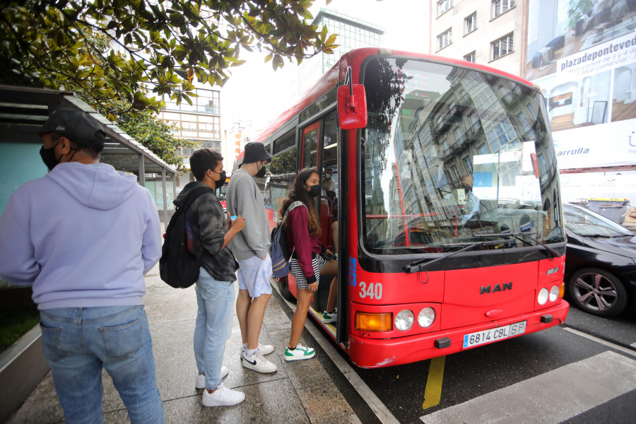 El ayuntamiento coruñés prorroga el descuento del 50% en la tarifa de bus hasta final de año