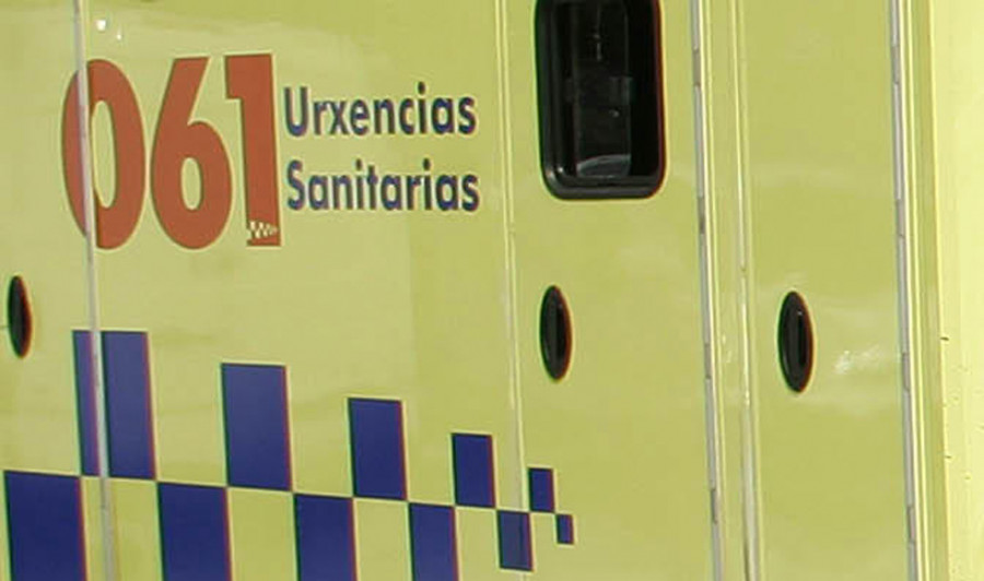 Tres personas evacuadas al hospital de A Coruña por inhalar humo tras arder una sartén