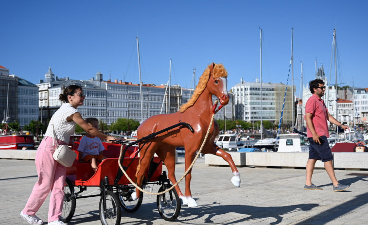 Los caballitos de Méndez Núñez regresan a su lugar original