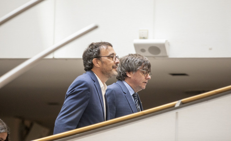 Puigdemont asegura que miembros del PSOE lo invitaron a explorar un posible indulto