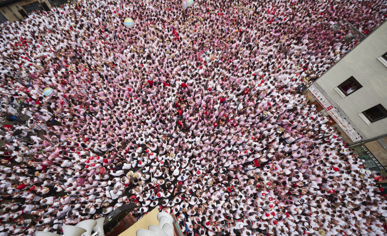 Comienzan los Sanfermines de 2023 con un chupinazo multitudinario protagonizado por Osasuna