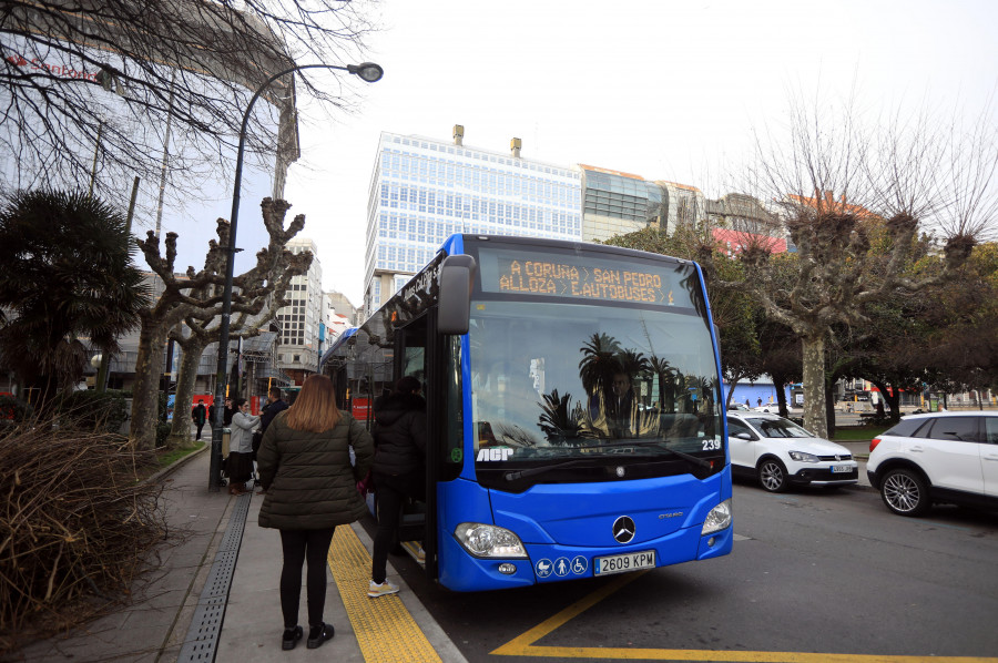 El 45% de los viajes en bus de la comarca son entre la ciudad de A Coruña y Culleredo y Oleiros