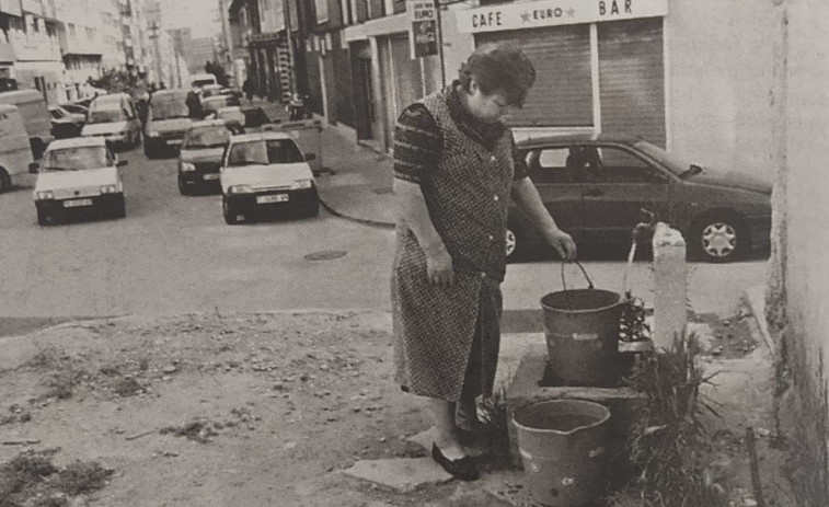 Hace 25 años: Hogares de A Coruña a los que todavía no llega el agua corriente