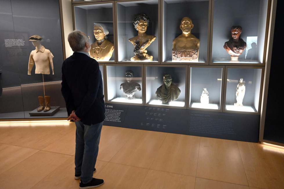 Exposición A Coruña no Tempo en Afundacion (8)
