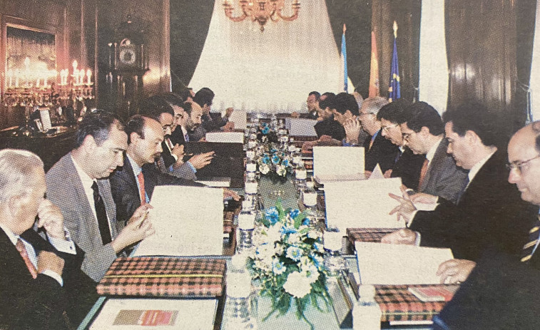 Hace 25 años: Nuevo consejo del Puerto y Schurrer espera por una firma