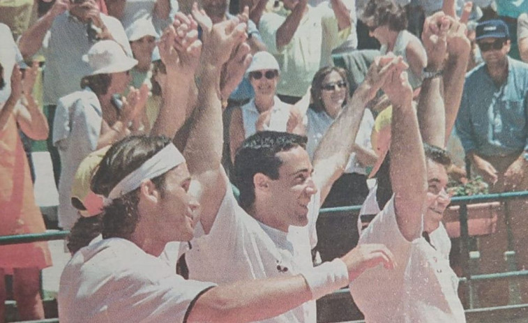 Hace 25 años: A Coruña empuja a los tenistas españoles a clasificarse para semifinales de la Copa Davis