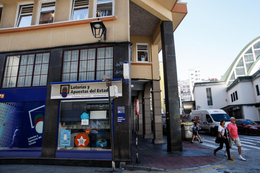 Piden seis años de prisión para los hermanos acusados de robar un billete de lotería millonario en A Coruña