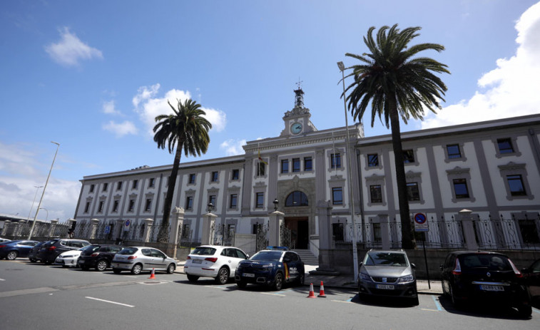 Condenados a penas de entre cinco y dos años de cárcel cuatro miembros de una familia por la venta de droga en A Coruña