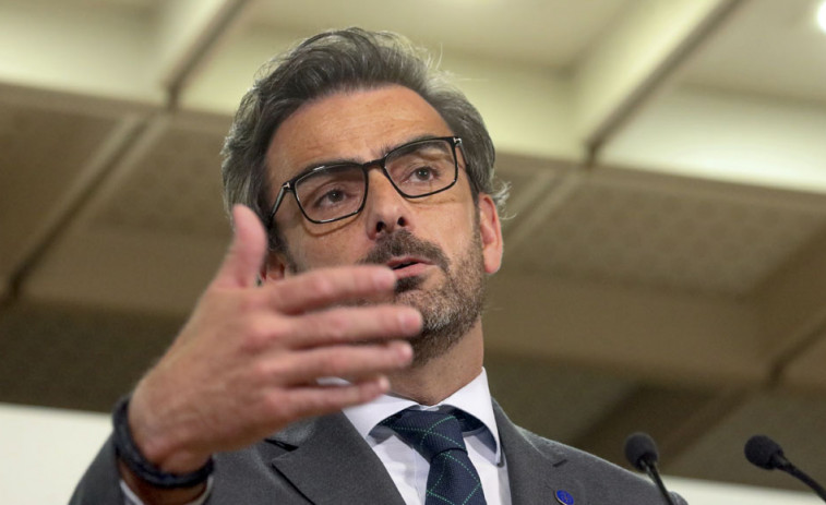 Diego Calvo pide a Transportes que 