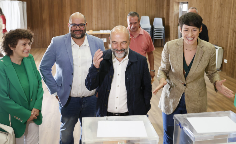 Pontón pide votar 
