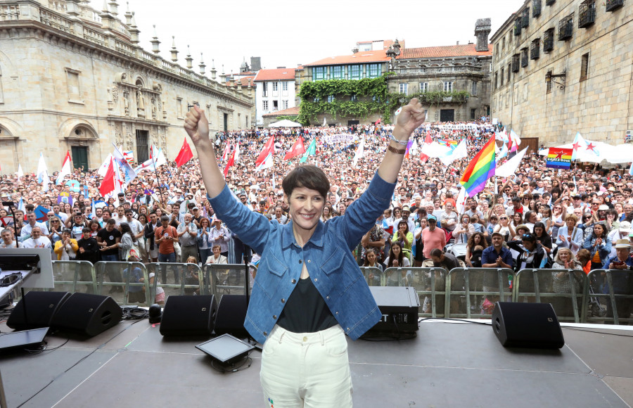 Pontón, ante una Quintana llena: "Daré lo mejor de mí para tener por primera vez a una presidenta en la Xunta"