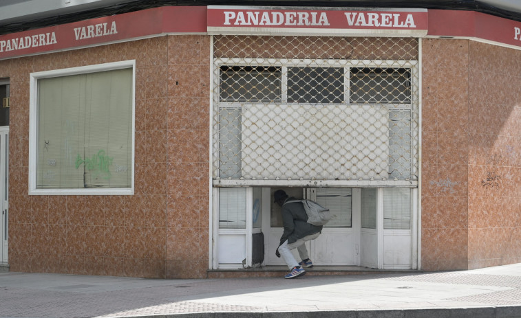 Os Mallos denuncia un punto de tráfico de drogas en una panadería okupada