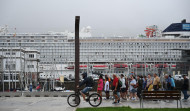 El crucero de lujo 'Norwegian Getaway' visita A Coruña por primera vez