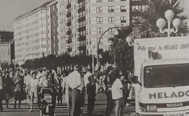 Hace 25 años: Ilustres turistas en A Coruña y los precios de los alquileres se duplican