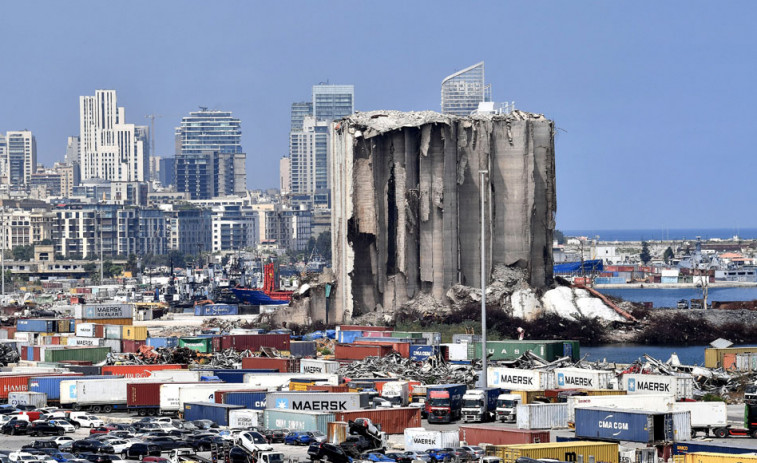 Cientos de personas aún piden justicia al cumplirse tres años de la explosión de Beirut