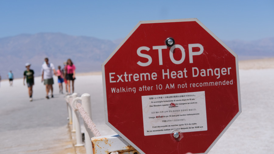 El cambio climático y la guerra de "likes" amenazan y resucitan el Valle de la Muerte