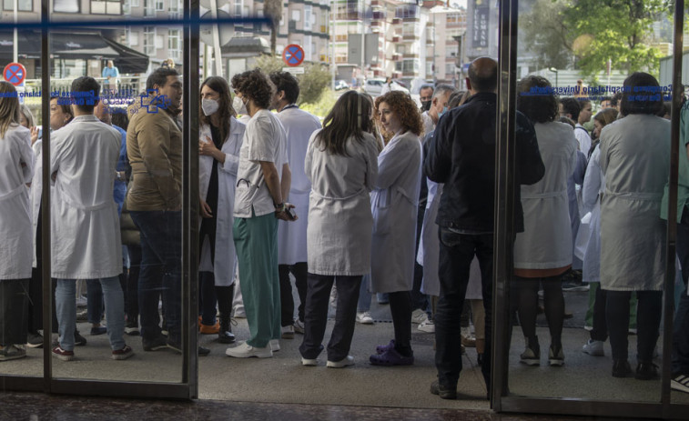 El Sergas recibe en cinco horas más de 2.000 solicitudes de ascenso en la carrera profesional
