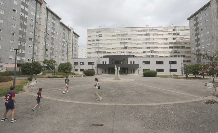 A Coruña termina la reforma del Centro Cívico de Elviña