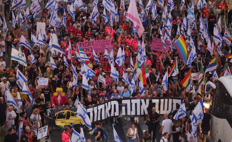 Más de 100.000 israelíes vuelven a protestar contra la reforma judicial de Netanyahu