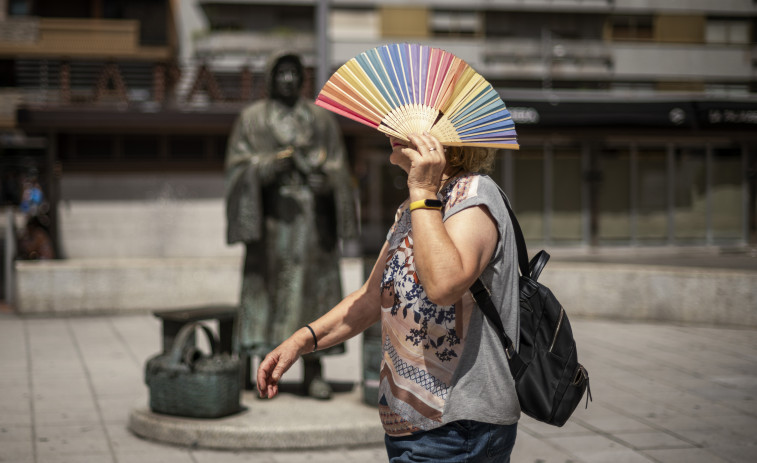 Varios puntos de Galicia ya rozan los 35 grados al mediodía